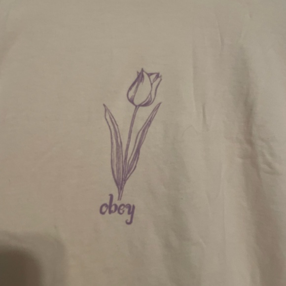 NWT Obey tshirt - Picture 3 of 6